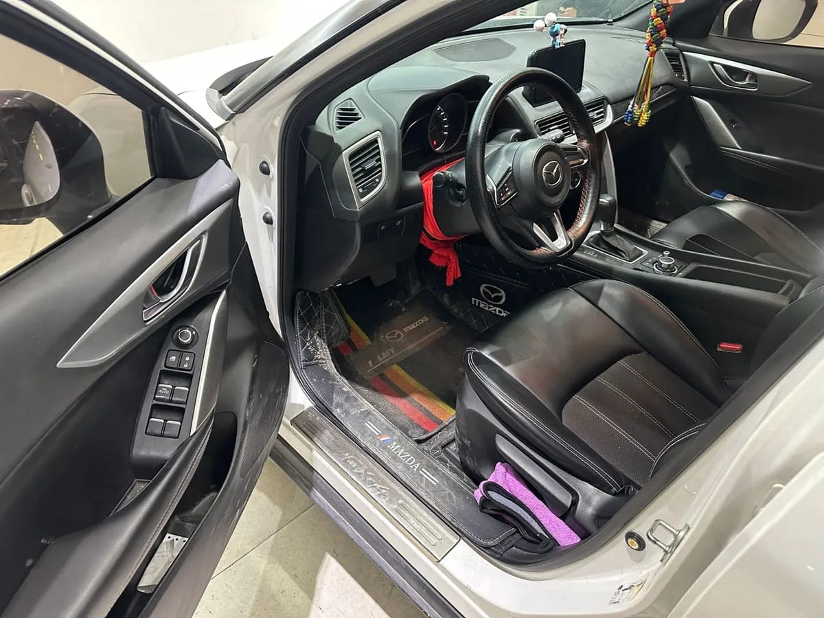Mazda CX-4 2018 2.0L V 4