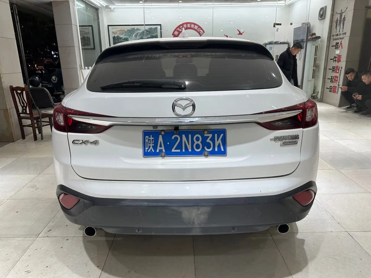 Mazda CX-4 2018 2.0L V 8