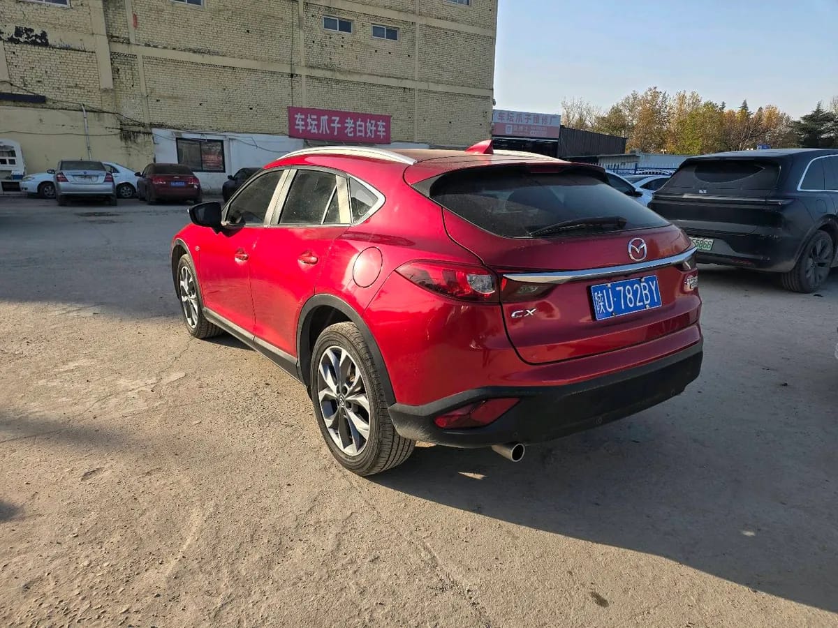 Mazda CX-4 2018 2.5L V 3