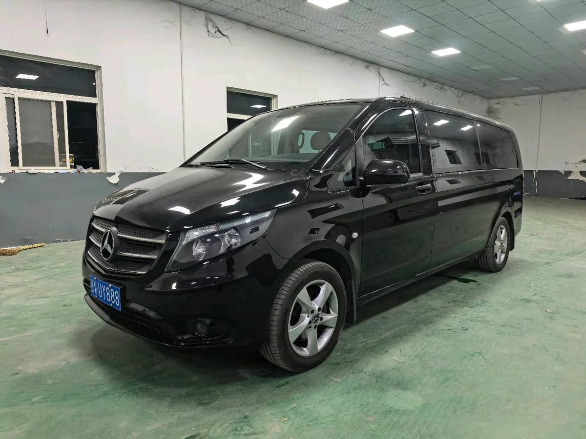 Mercedes-Benz 2020 2.0T 9
