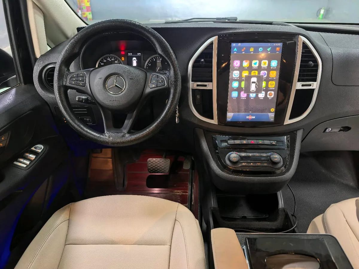 Mercedes-Benz 2020 2.0T 9 6