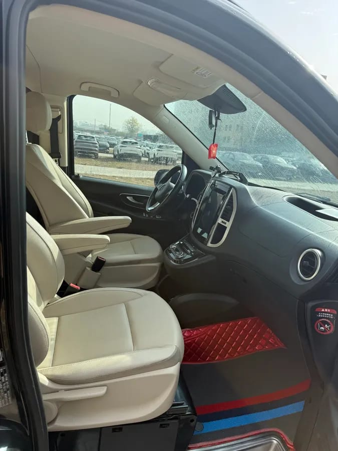 Mercedes-Benz 2021 2.0T 9 9