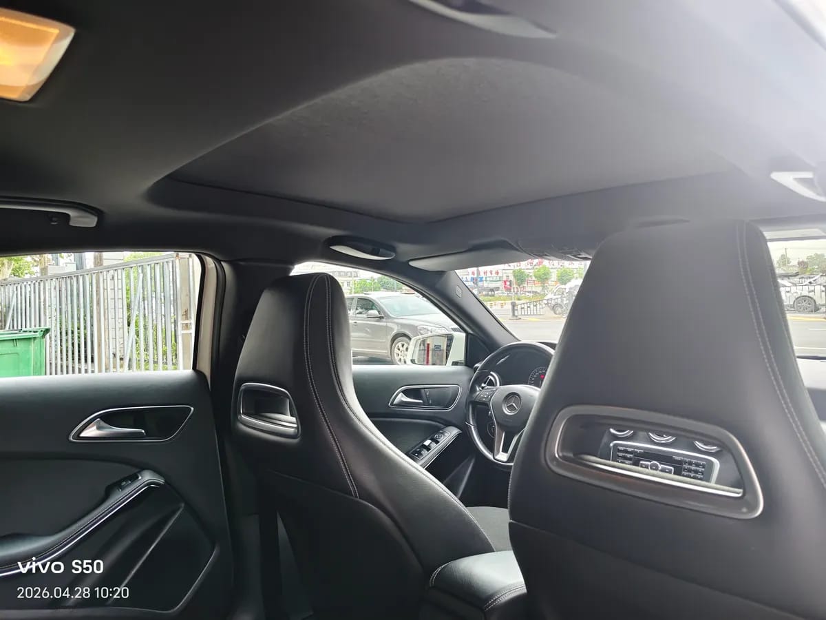 Mercedes-Benz A ( ) 2015 A 180 6