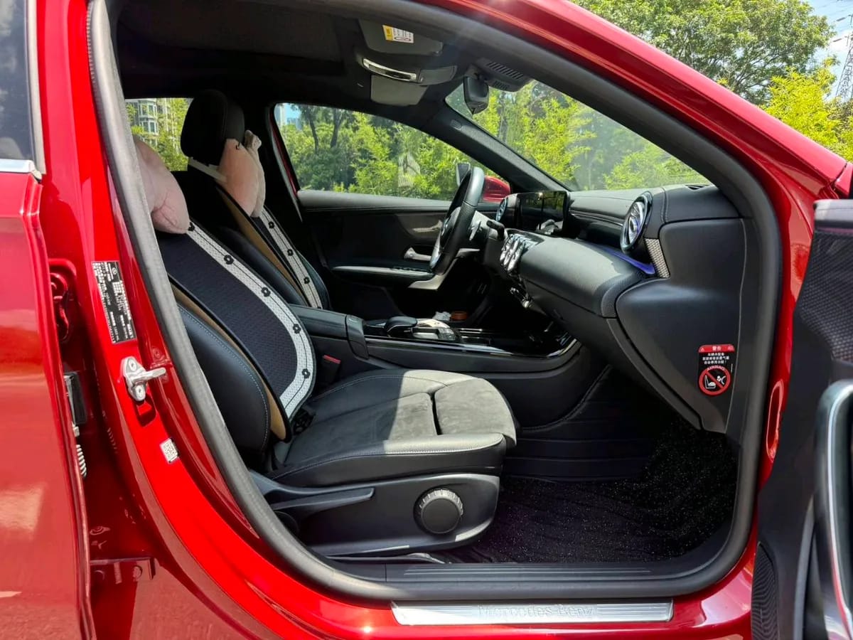 Mercedes-Benz A 2019 A 180 L 6