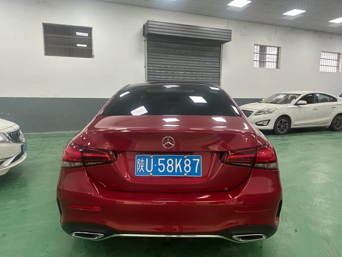 Mercedes-Benz A 2020 A 180 L 5