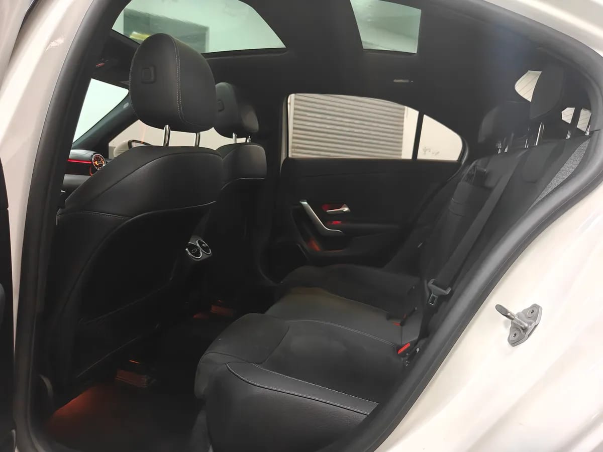 Mercedes-Benz A 2021 A 200 L 6