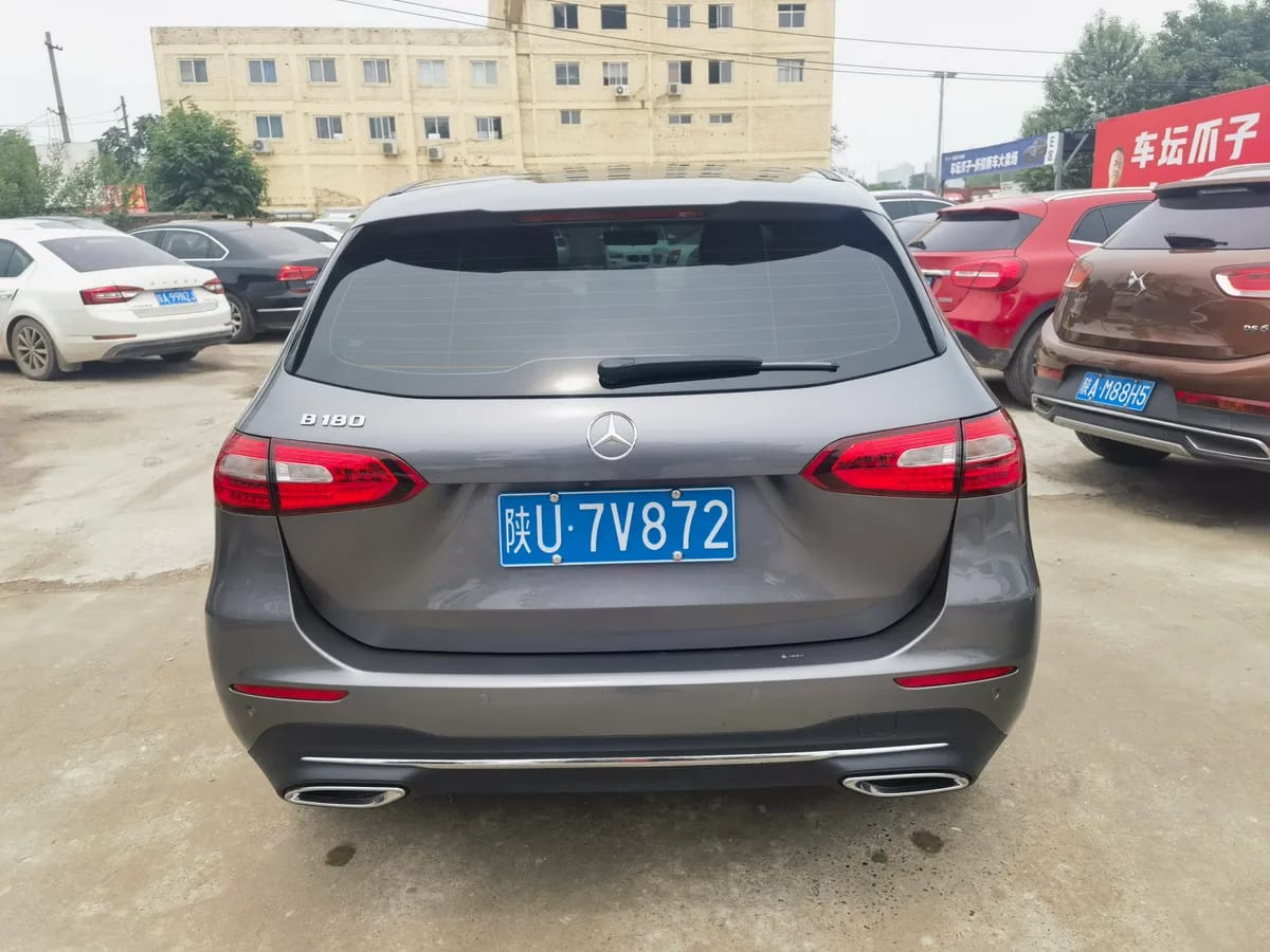 Mercedes-Benz B 2020 B 180 7