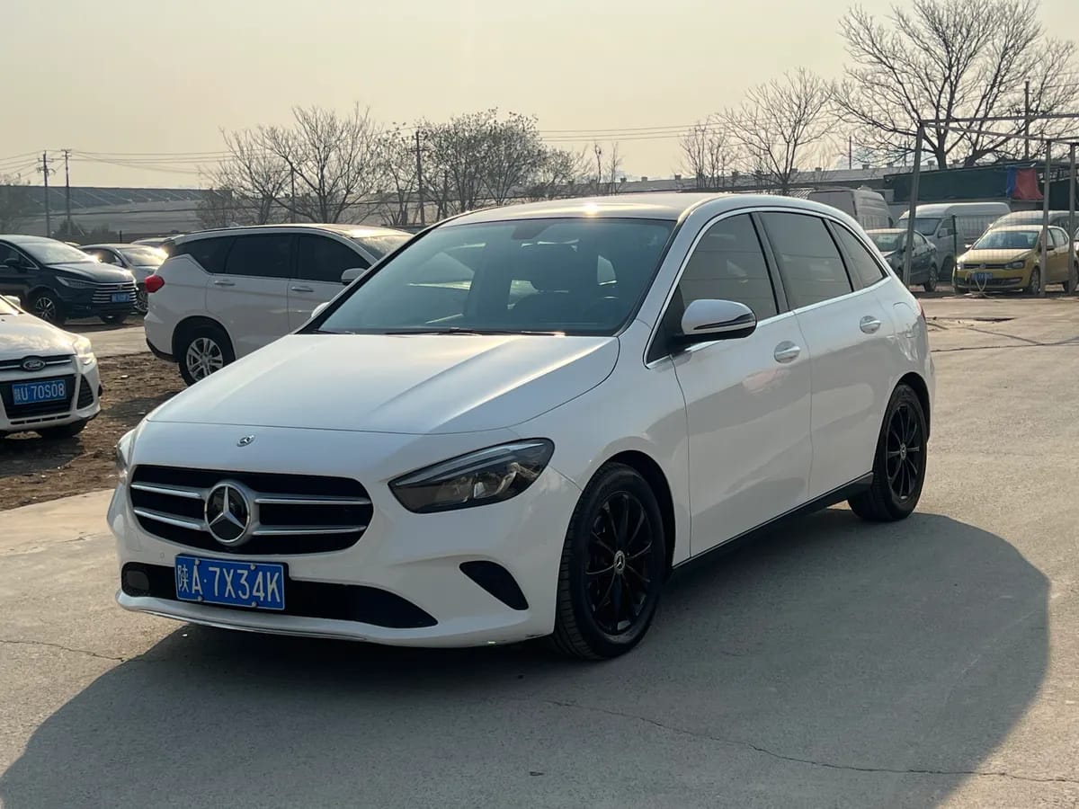 Mercedes-Benz B 2020 B 200