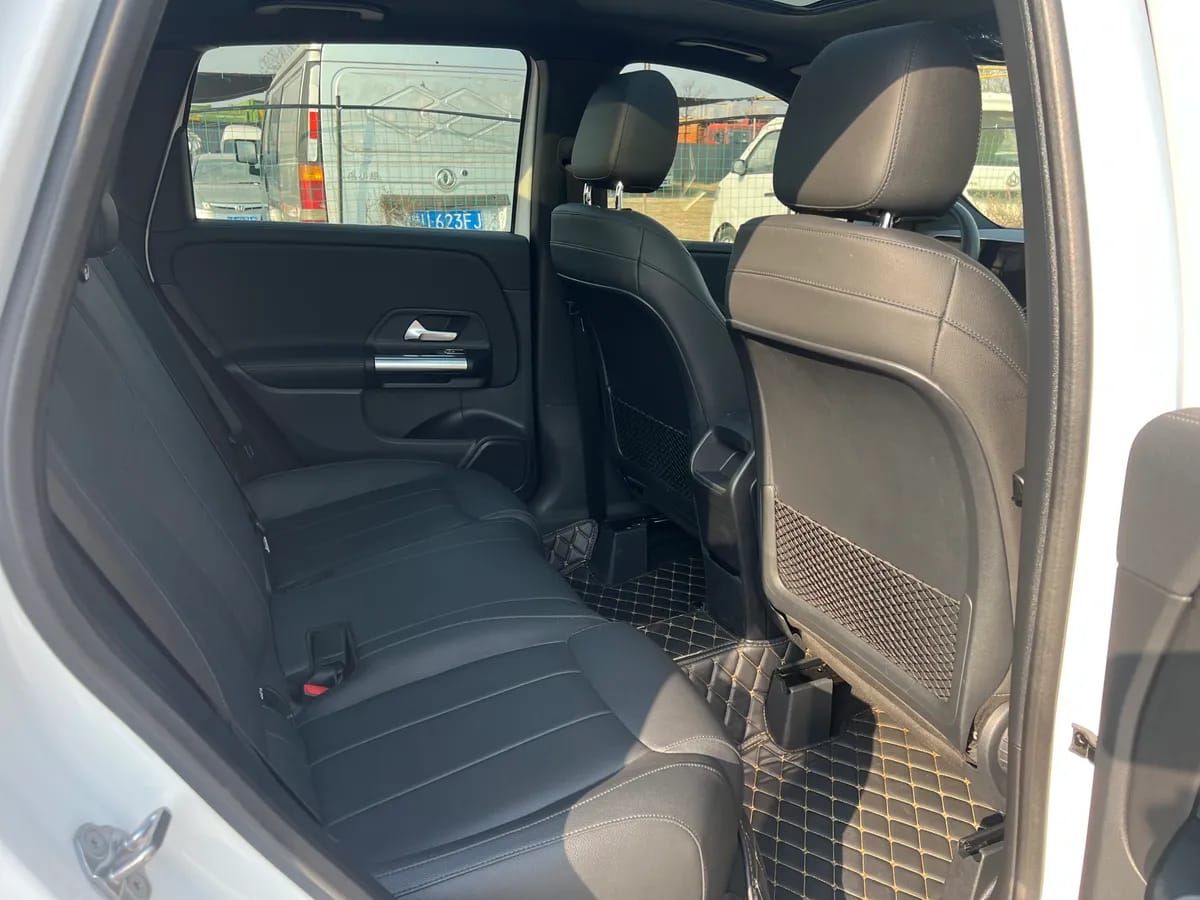 Mercedes-Benz B 2020 B 200 6