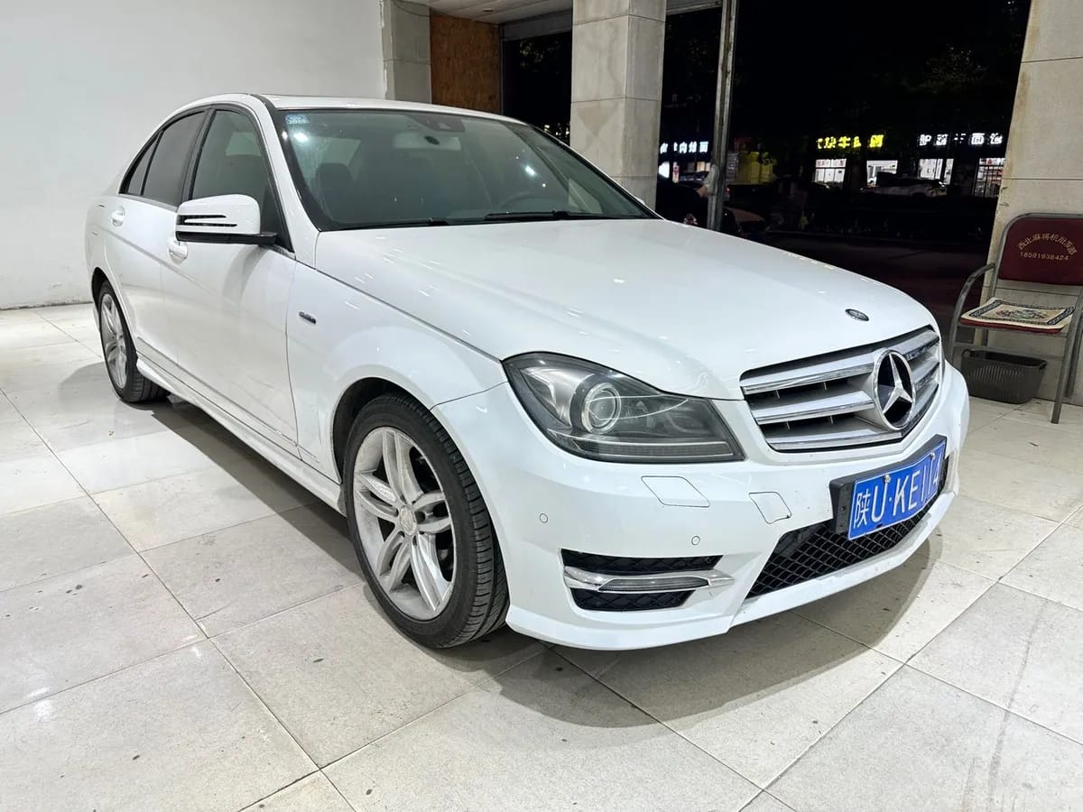 Mercedes-Benz C 2013 C 260 CGI 3