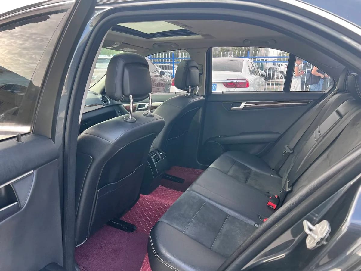 Mercedes-Benz C 2013 C 260 Grand Edition 4