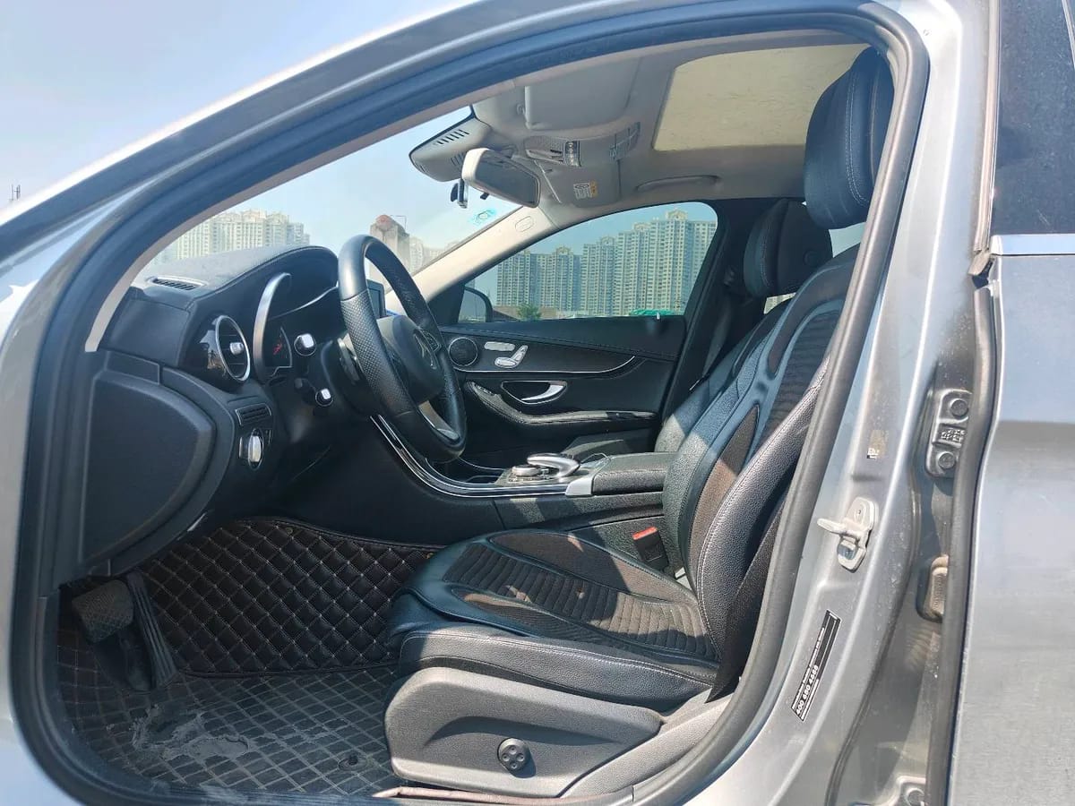 Mercedes-Benz C 2015 C 200 L 4MATIC 4