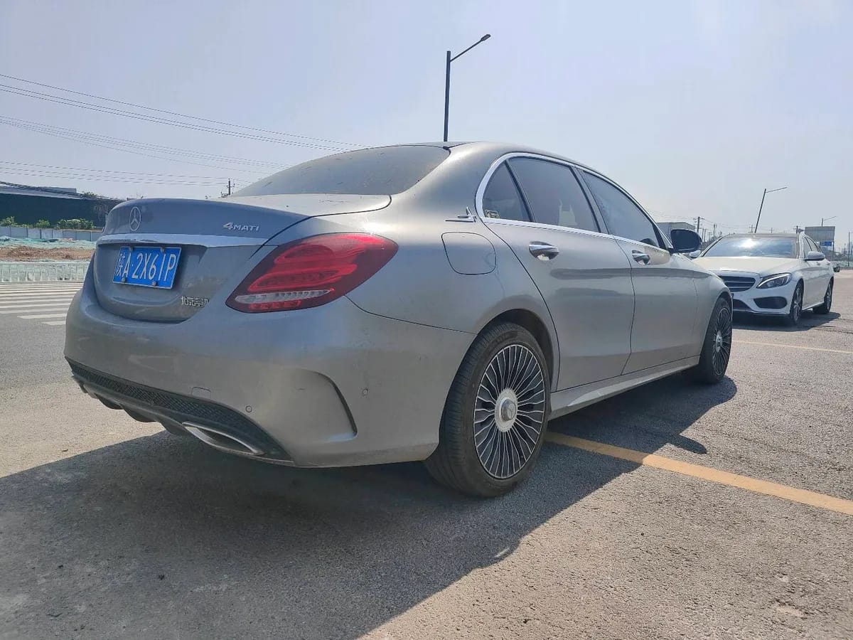 Mercedes-Benz C 2015 C 200 L 4MATIC 10