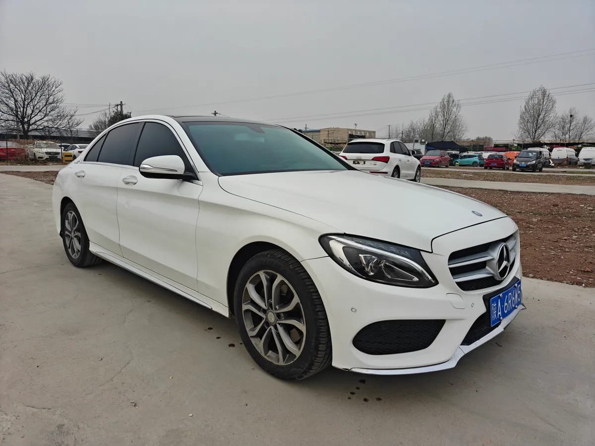 Mercedes-Benz C 2015 C 200 L 3
