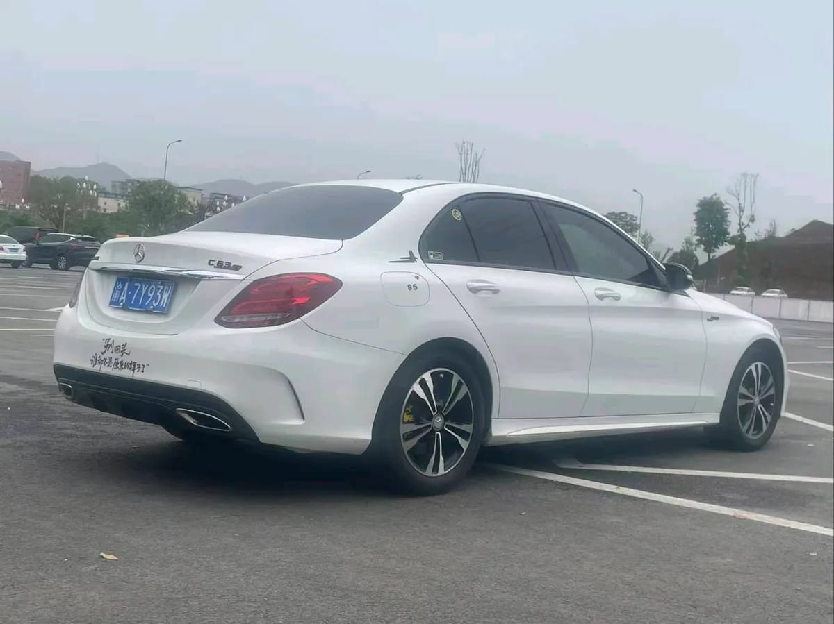 Mercedes-Benz C 2015 C 200 9