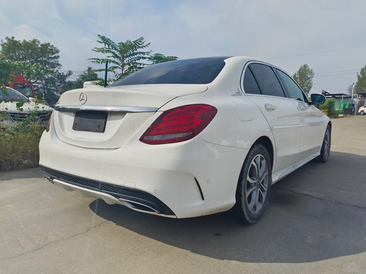 Mercedes-Benz C 2018 C 180 L 6
