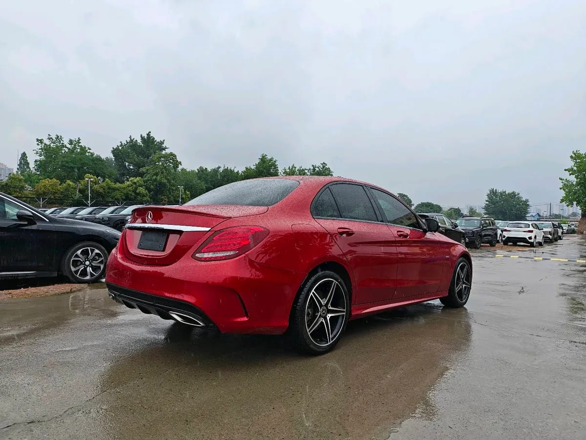 Mercedes-Benz C 2018 C 200 7