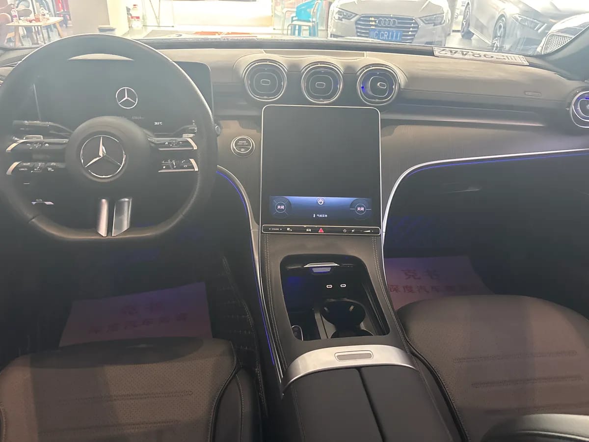 Mercedes-Benz C 2024 C 260 L 5