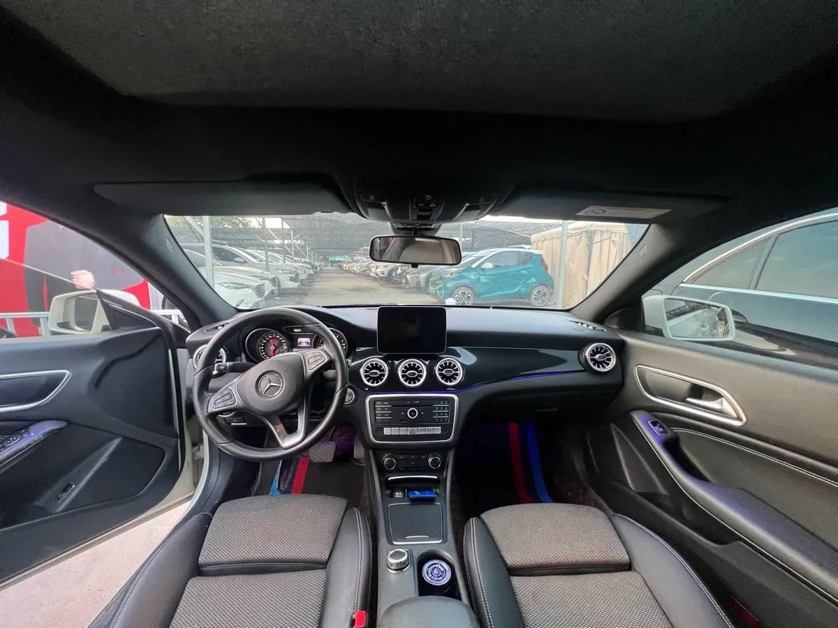 Mercedes-Benz CLA 2017 CLA 180 9
