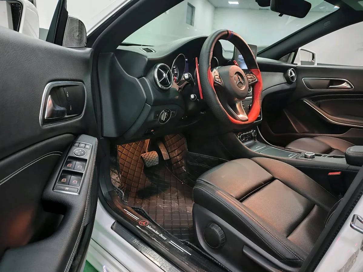 Mercedes-Benz CLA 2019 CLA 200 5