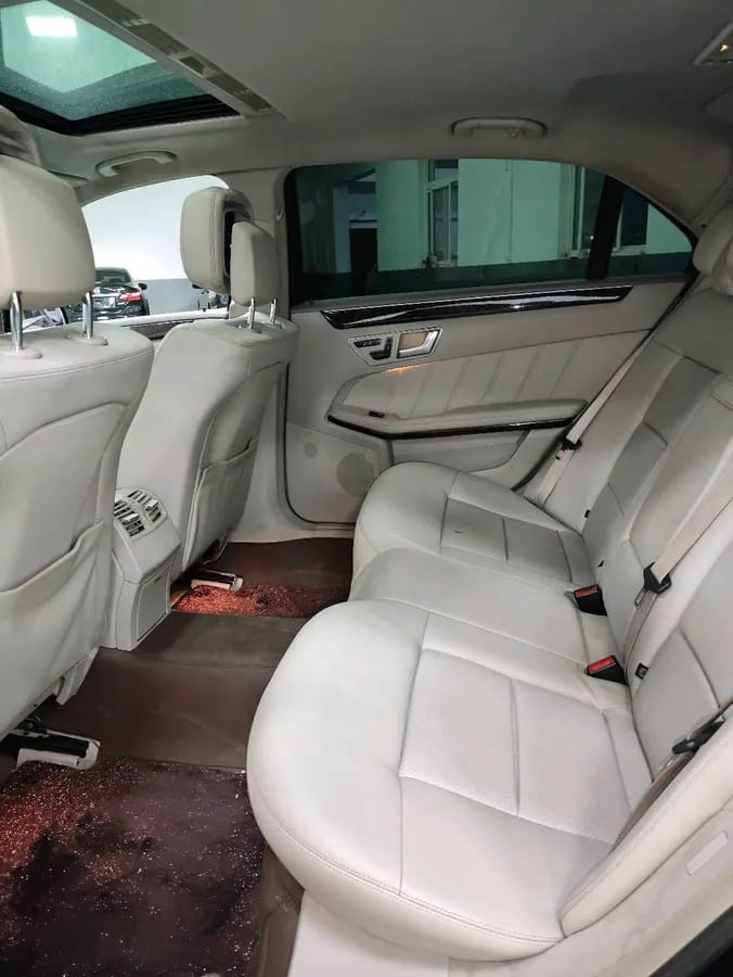 Mercedes-Benz E 2012 E 200 L CGI 10