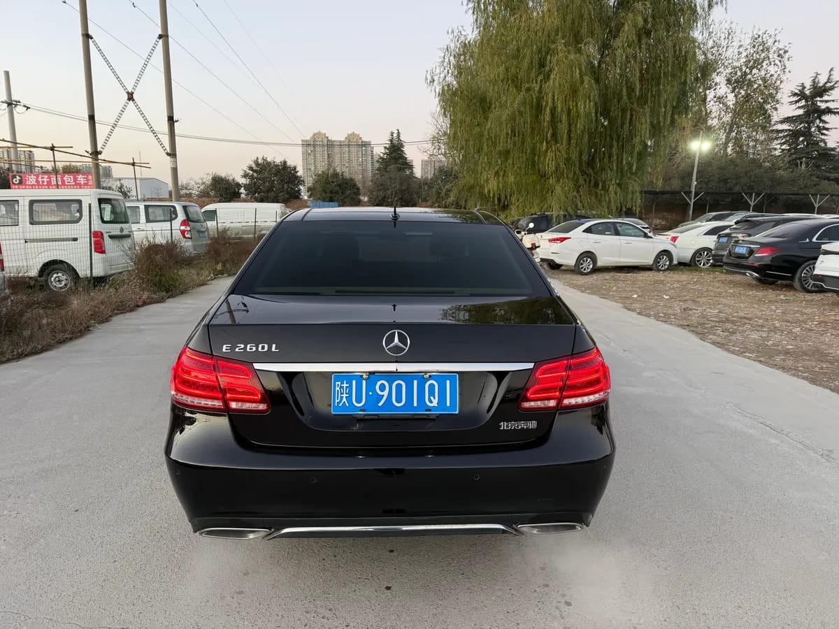 Mercedes-Benz E 2014 E 260 L 3