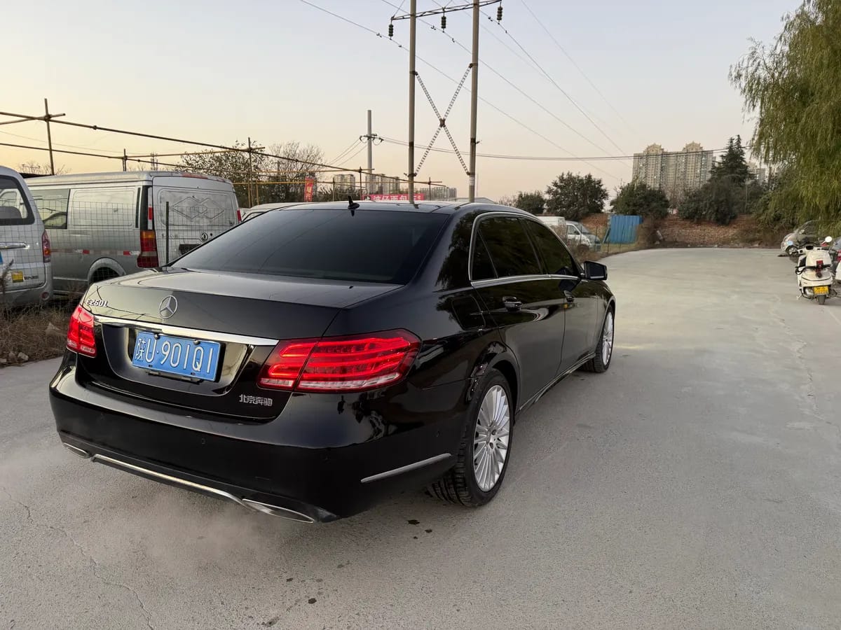 Mercedes-Benz E 2014 E 260 L 5
