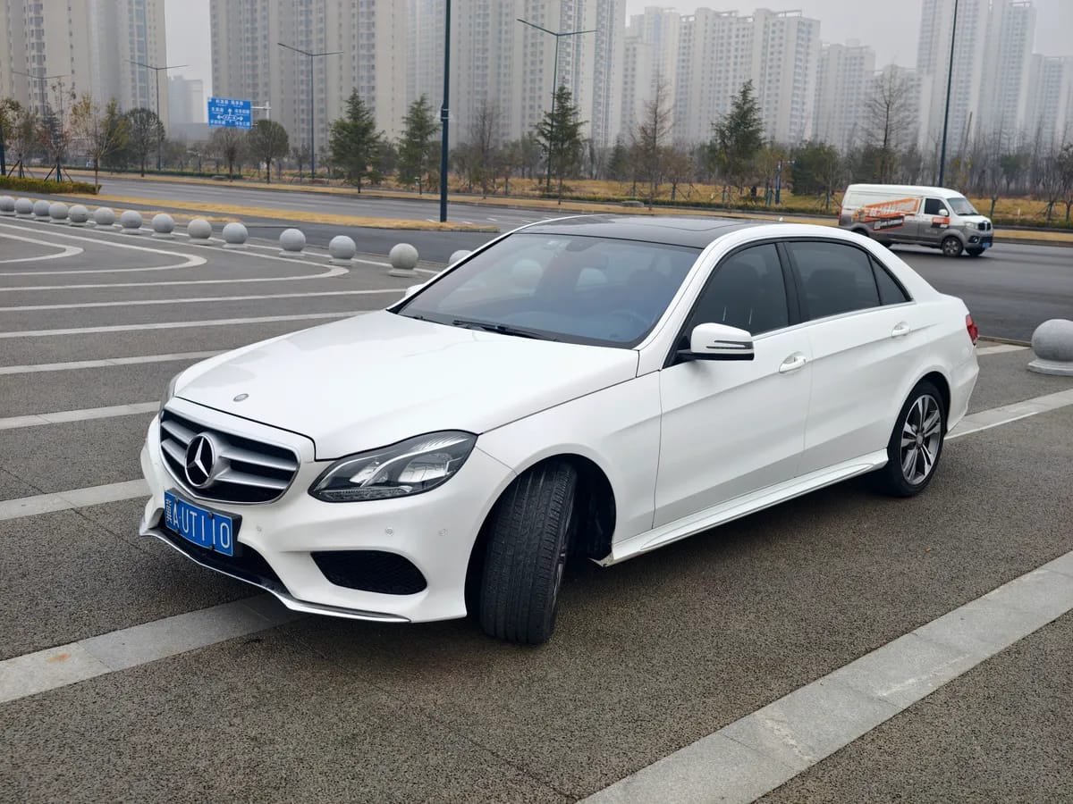 Mercedes-Benz E 2015 E 200 L