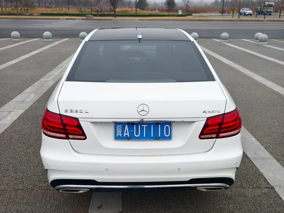 Mercedes-Benz E 2015 E 200 L 10