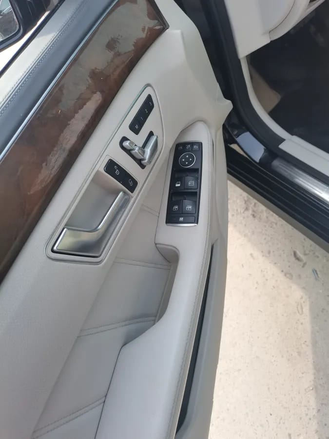 Mercedes-Benz E 2015 E 320 L 4MATIC 8