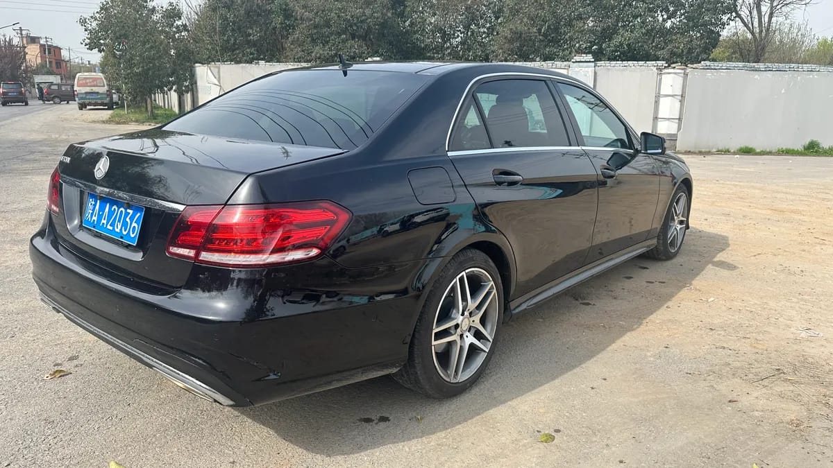 Mercedes-Benz E 2015 E 320 L 2