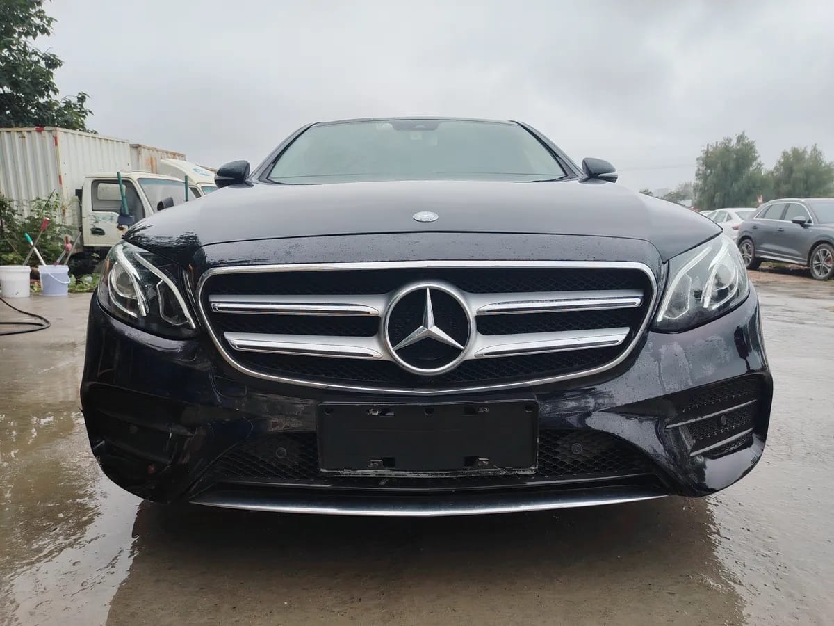Mercedes-Benz E 2016 E 200 L
