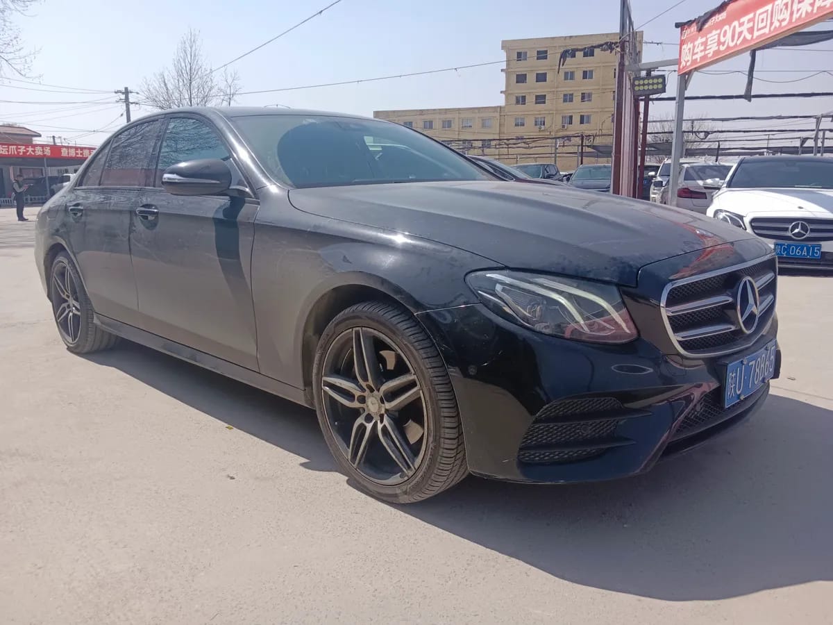 Mercedes-Benz E 2017 E 200 4MATIC 3