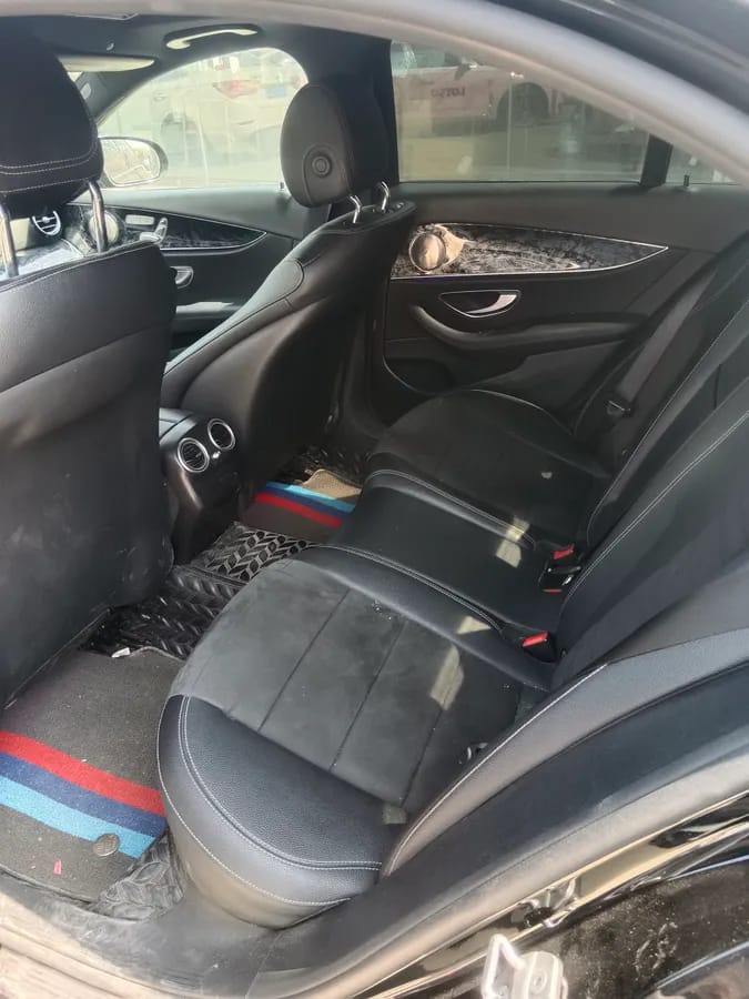 Mercedes-Benz E 2017 E 200 4MATIC 7