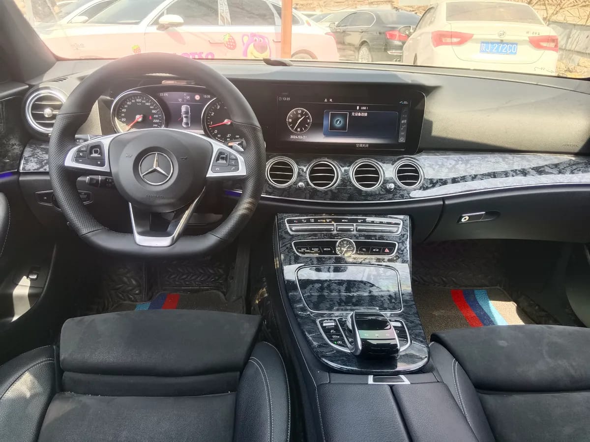 Mercedes-Benz E 2017 E 200 4MATIC 8