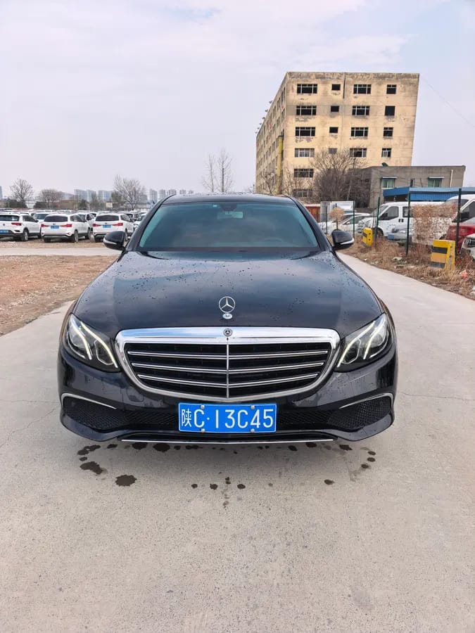 Mercedes-Benz E 2019 E 200 L 4MATIC 2