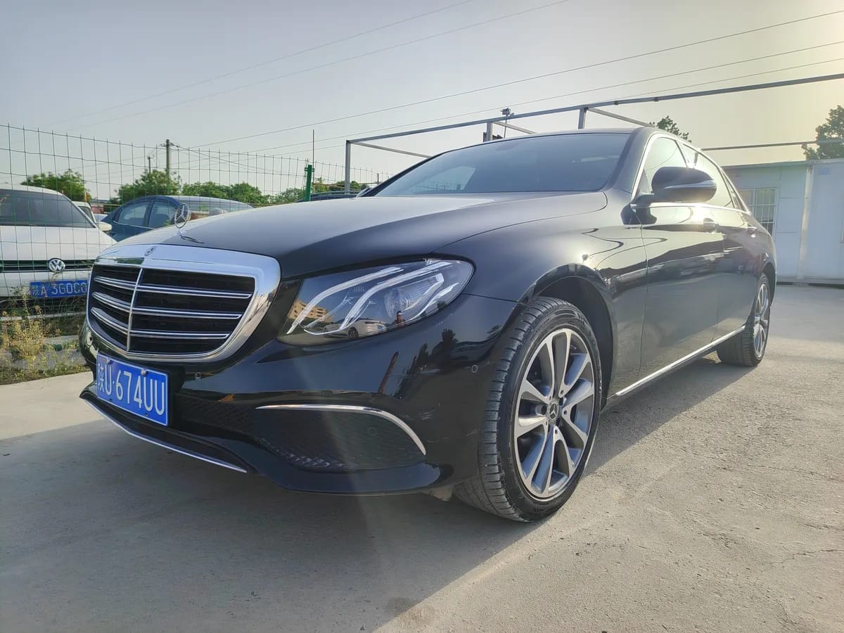 Mercedes-Benz E 2020 E 260 L 4MATIC