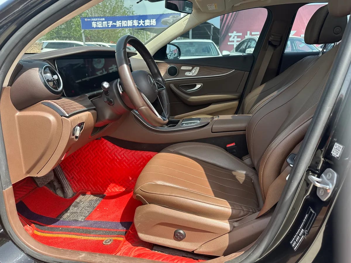 Mercedes-Benz E 2020 E 300 L 4