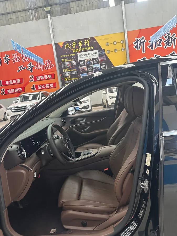 Mercedes-Benz E 2022 E 350 e L 7