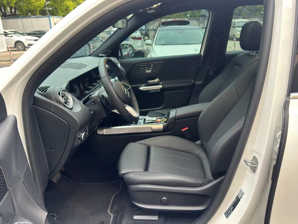 Mercedes-Benz EQB 2025 EQB 260 7