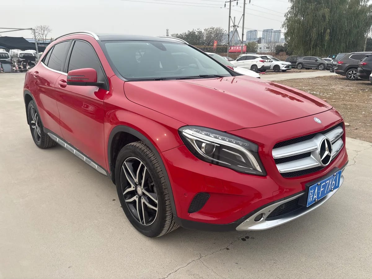 Mercedes-Benz GLA 2015 GLA 200 3