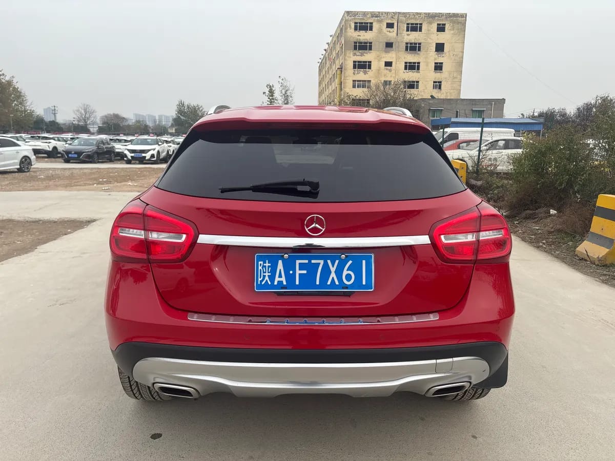 Mercedes-Benz GLA 2015 GLA 200 5
