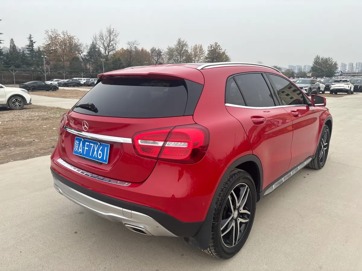 Mercedes-Benz GLA 2015 GLA 200 6