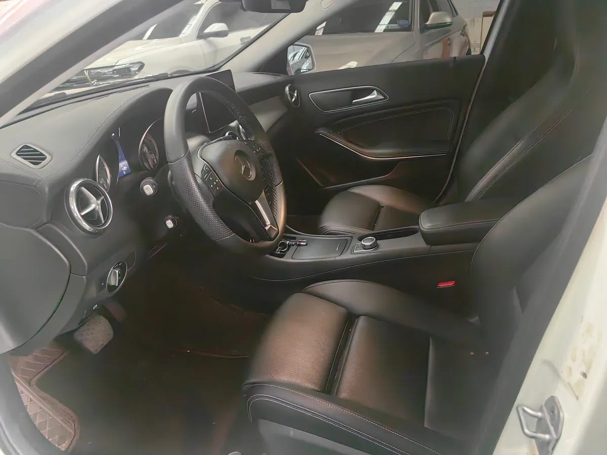 Mercedes-Benz GLA 2016 GLA 220 4MATIC 9