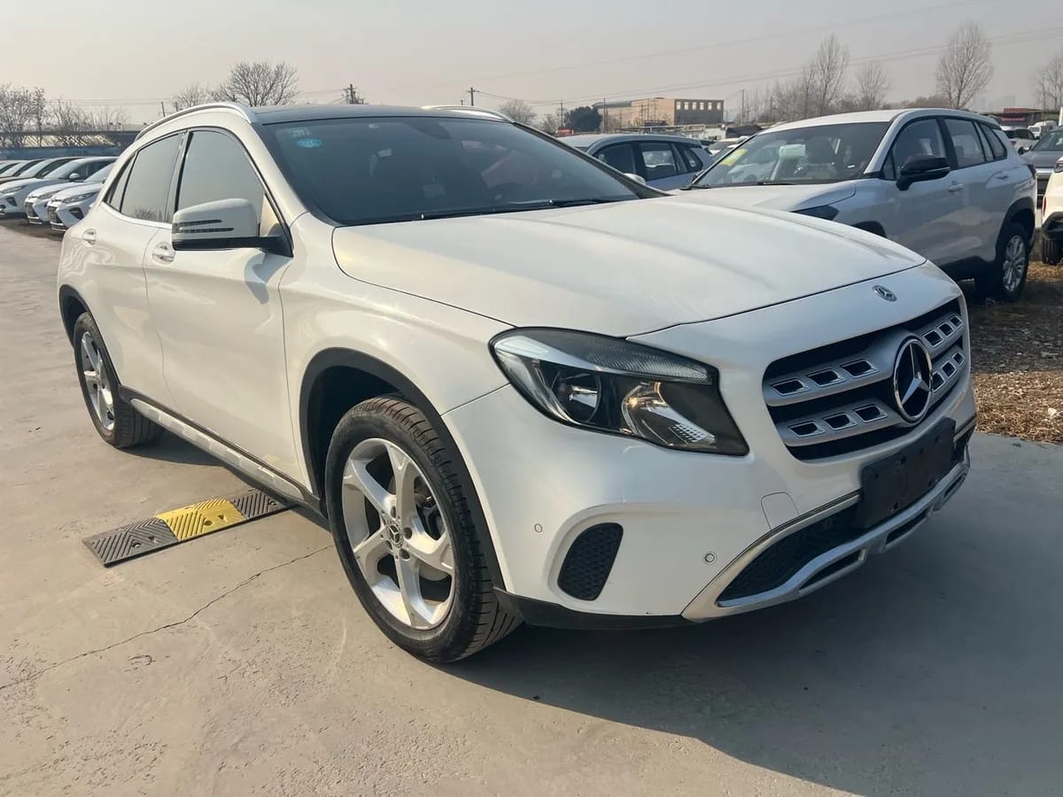 Mercedes-Benz GLA 2017 GLA 200 3