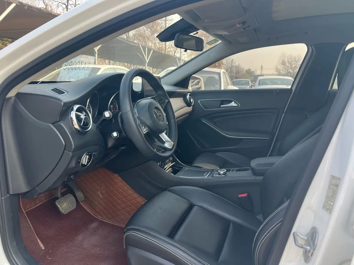 Mercedes-Benz GLA 2017 GLA 200 7