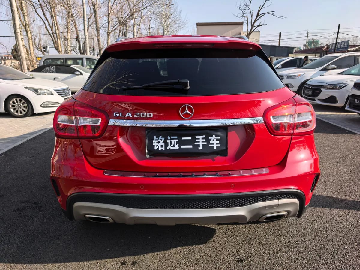 Mercedes-Benz GLA 2018 GLA 200 4