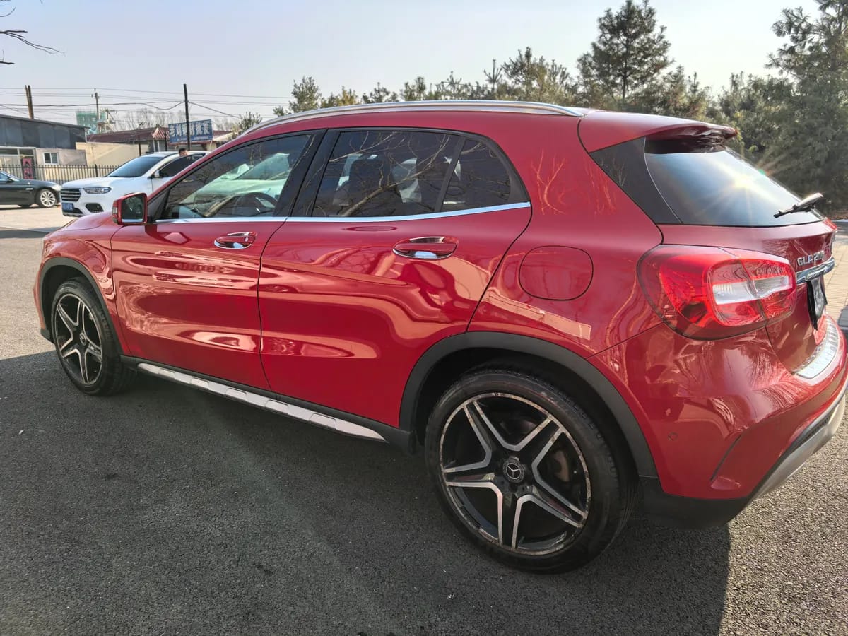 Mercedes-Benz GLA 2018 GLA 200 5