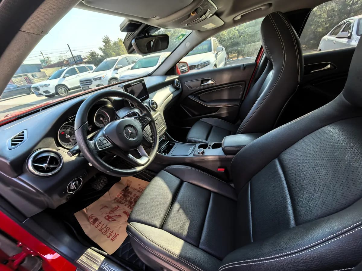 Mercedes-Benz GLA 2018 GLA 200 7