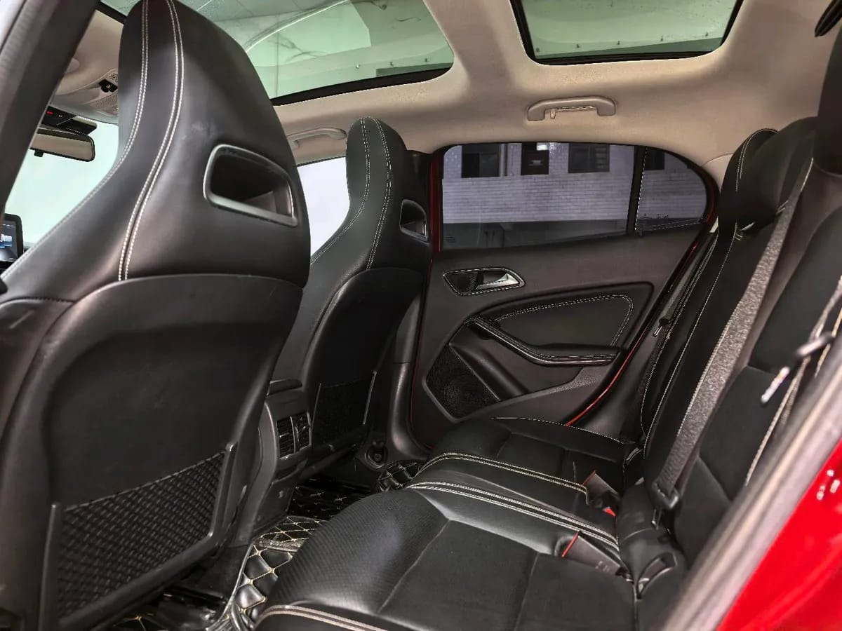 Mercedes-Benz GLA 2018 GLA 220 4MATIC 9